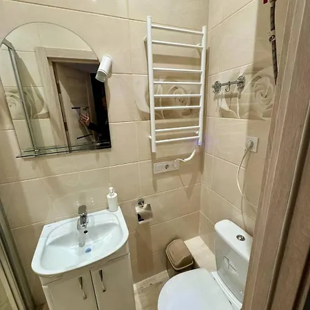 Emerald Apartament Chernivtsi Exterior photo